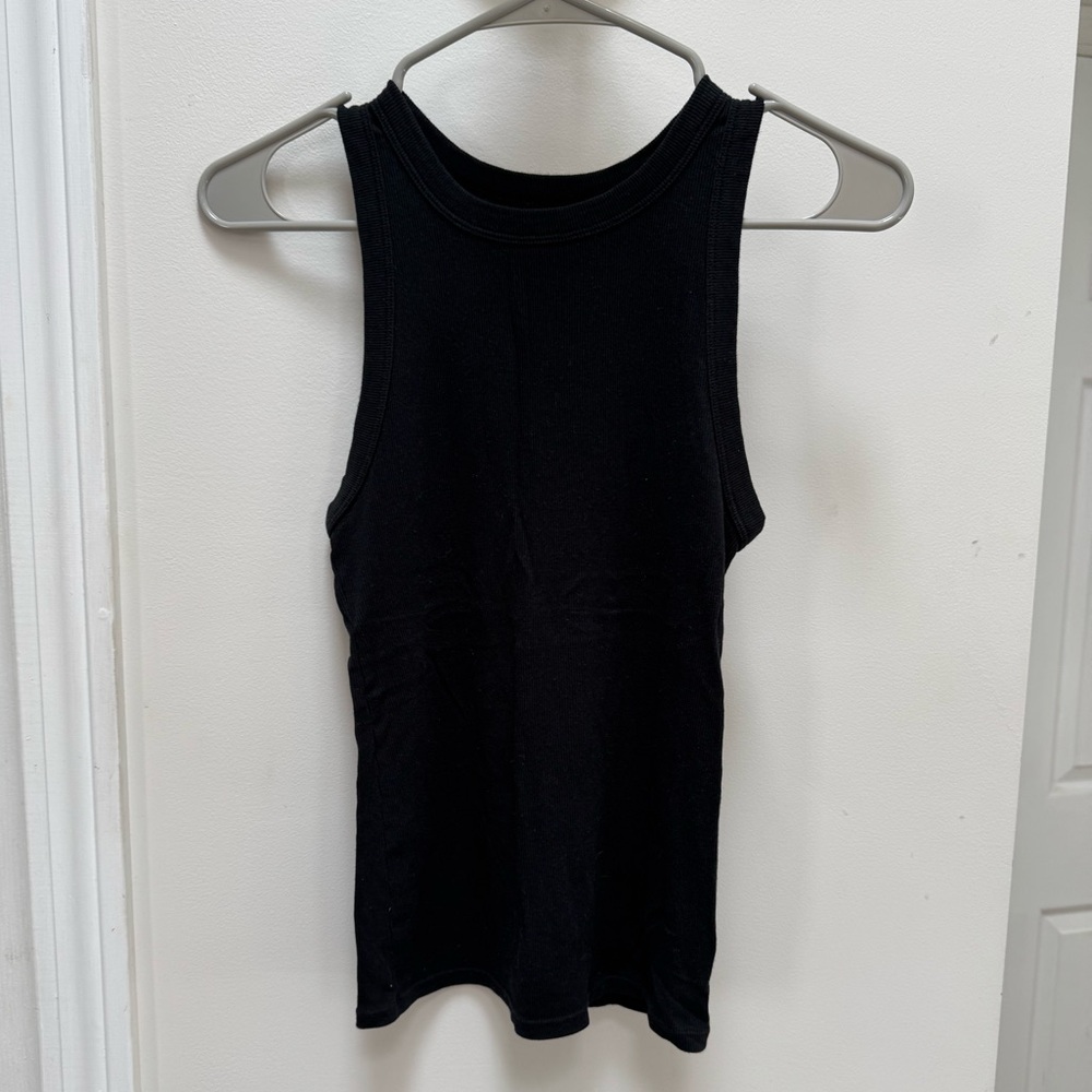 Basic black tank